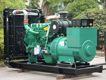 北海街道710kw康明斯柴油发电机组